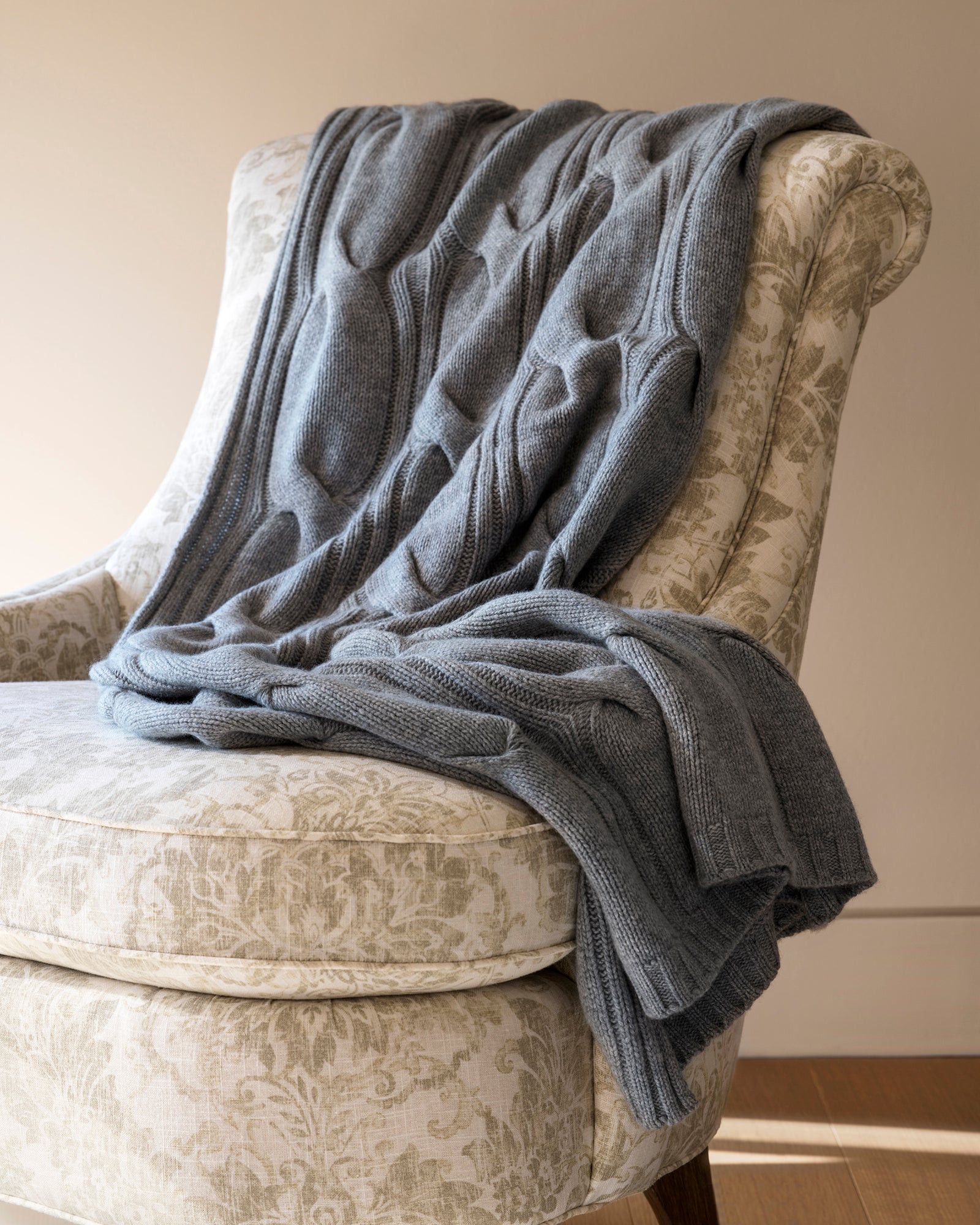 Sofia Cashmere top OS Throw