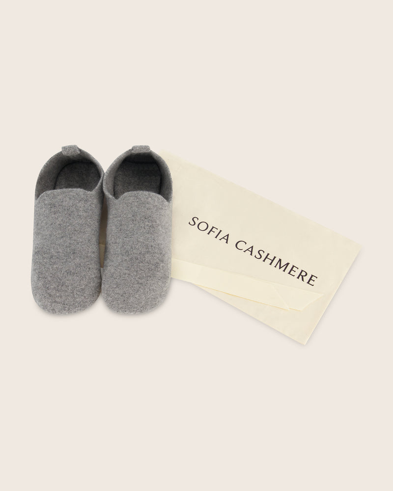 cashmere slippers in grey